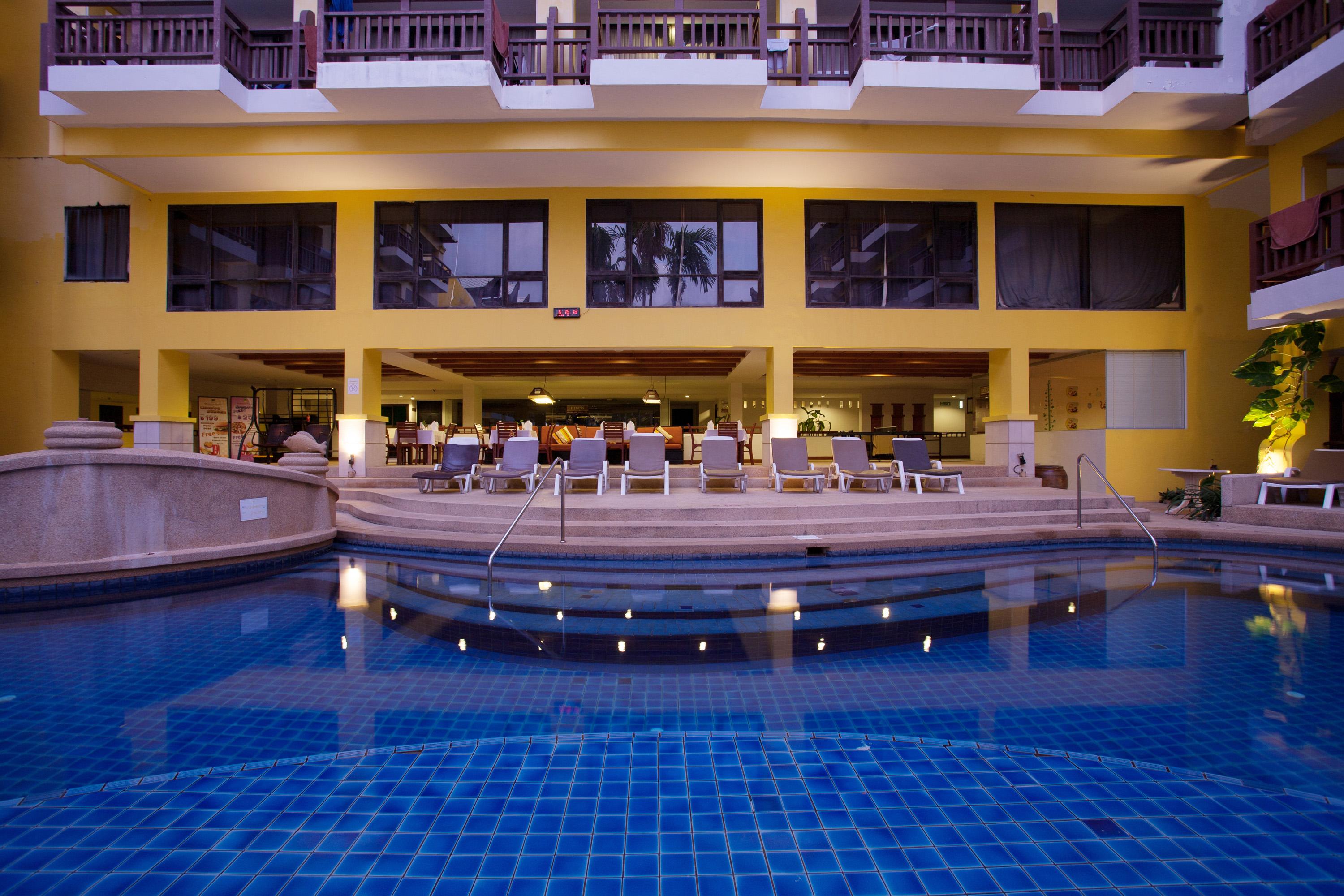 Woraburi Phuket Resort & Spa - Sha Plus Karon Екстериор снимка